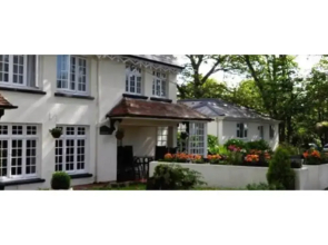 Les Douvres Hotel