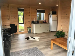 Aroha Anchor Apartment