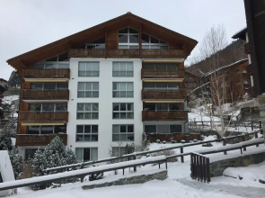 Mountain Exposure Luxury Chalets & Penthouses & Apartments