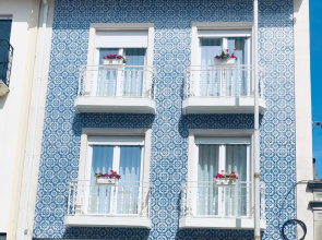 Central Tiled Apartment