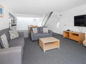 Corrigans Cove Apartment