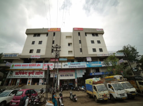 Oyo Flagship 36859 Bhakti Sankul