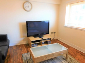 2 Bedroom Apt in the Heart of the City Centre, perfect Location