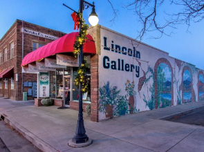 Hidden Valley Retreat Quiet Escape w/ Mtn Views!