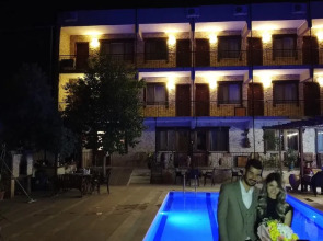 Shah Sultan Ozturk Hotel