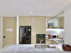 Fawkner Apartment Bay-view LX