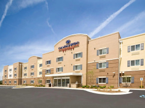 Candlewood Suites Milwaukee Airport by IHG