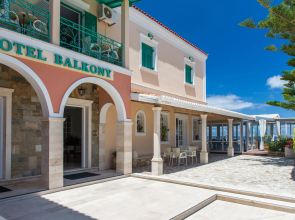 Balcony Hotel - Adults Only