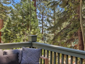 Private Cozy and Central Cabin with Deck by Sierra Getaways