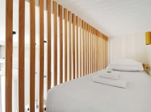 Modern Apartement Center of Paris Montmartre