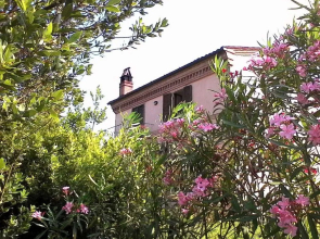 Yogalujah Holistic B&B