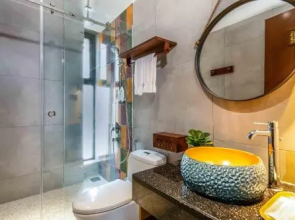 Seahorse Han Market Da Nang Apartment by Haviland