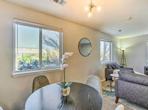 Bright Englewood Condo ~ 9 Mi to Dtwn Denver!