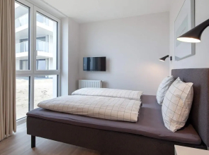 Cozy Modern Apartment With Sea Views