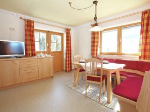 Large Apartment in Maria Alm With Terrace