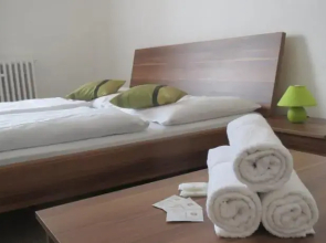 Penzion V České Kanadě