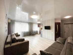 2-bedroom Lux Most City Area Nebereznaya Riv'era