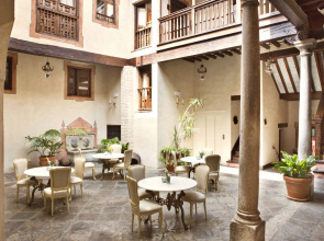 Hotel Casa 1800 Granada