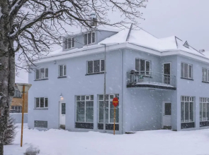 E18 Apartments