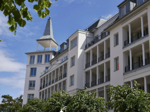 "FIRST" Sellin F645 Meerblick-Suite "View" im fünften OG