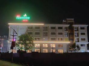 Sai Neem Tree Hotel