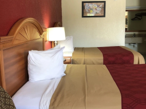 Red Roof Inn Pine Bluff