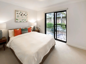 BELLEVUE GARDEN OASIS-hosted by L'Abode