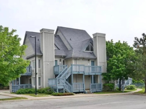 Ski In Ski Out Cozy Studio