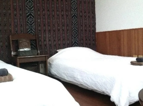 Retreat House Acha-ne