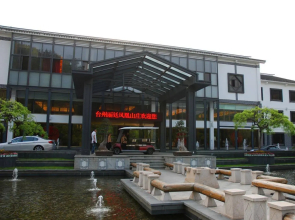 S&N Phoenix Comfort Villa