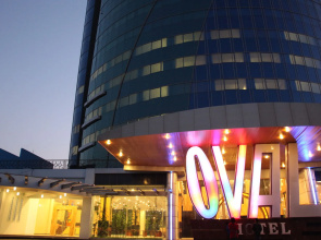 Hotel Oval Surabaya