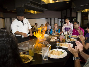 Rosen Inn, closest to Universal