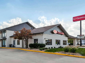 Econo Lodge Inn & Suites Shepherd of the Hills Expy
