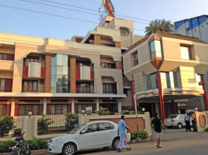Hotel Gnanam