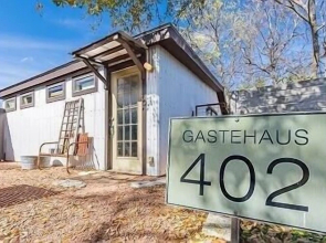 Gausthaus 402 1 Bedroom Cottage by RedAwning