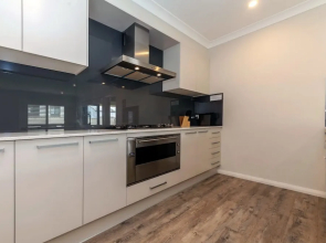 Tomaree Road, 19 'The Cottage'