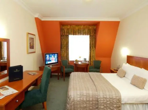 Carrigaline Court Hotel & Leisure Centre