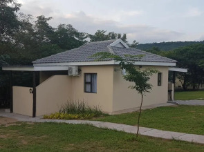 Sand River Cottages