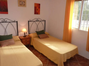Pretty Cottage in Villanueva de la ConcepciÃ³n With Pool