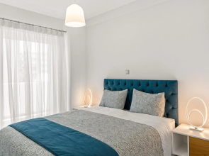 BillyMare central Glyfada apartment
