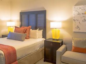 Stunning Apartment - Gated Resort Near Theme Parks