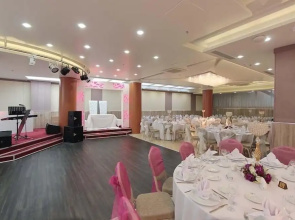 Forum Suite Hotel