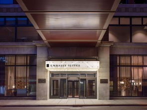 Embassy Suites by Hilton Minneapolis Downtown