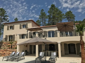 Villa in Le Plan-de-la-tour With Pool