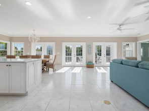 New Listingprivate Pool Spa Located On Canal With Boat Lift 3 Bedroom Home by Redawning