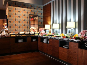 Yayoba Hotel