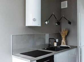 90m2 on pedestrian street on Top Floor, penthouse suite, great view! Incl linen and all