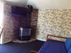 Villager Motel
