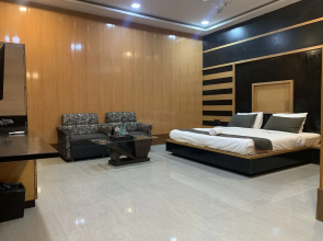 JK Rooms 148 Hotel Rahul Palace