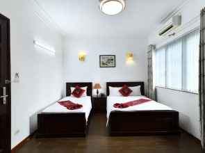 Phoenix Legend Hotel